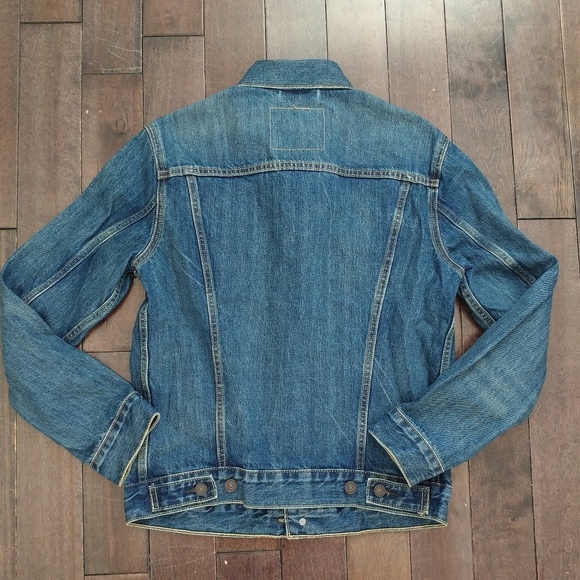 Levi's Medium wash denim jacket size small men's - Picture 5 of 5